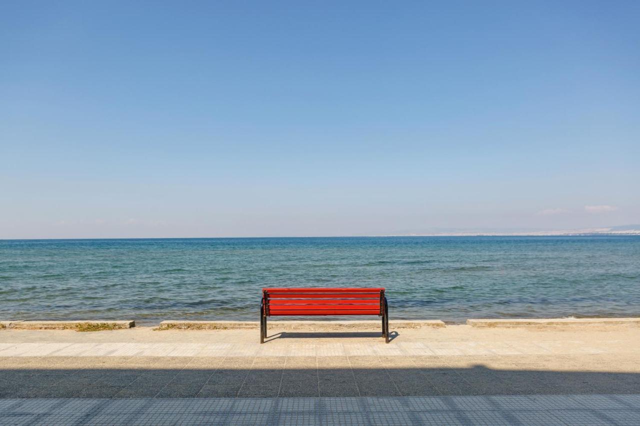 Metaxa Seafront Apartment Peraía エクステリア 写真