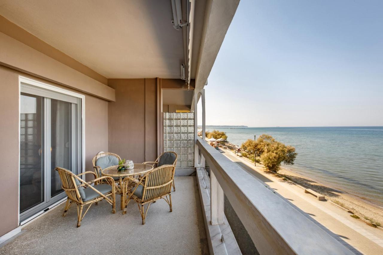 Metaxa Seafront Apartment Peraía エクステリア 写真
