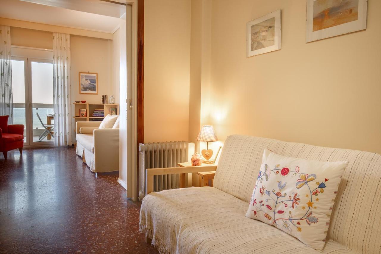 Metaxa Seafront Apartment Peraía エクステリア 写真